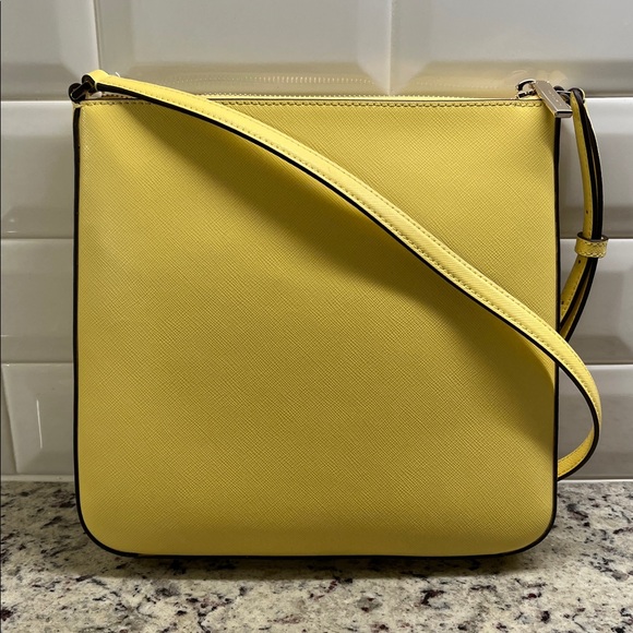 Kate Spade Sadie North South Crossbody Bag EUC - Picture 5 of 14
